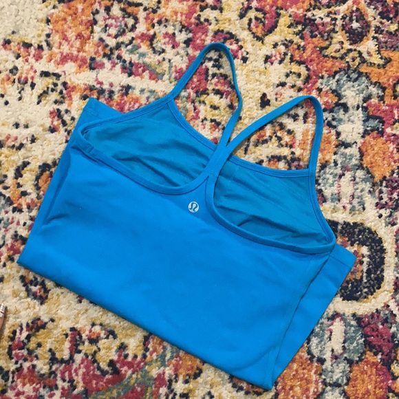 Lululemon turquoise Power Y tank in size 4 - Picture 3 of 3